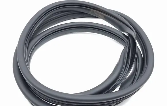 KIA Sportage Rubber seal rear door