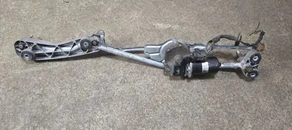 BMW 5 E39 Front wiper linkage and motor 8360603