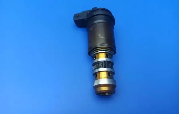 BMW 7 E65 E66 Turbo solenoid valve 1707323 11361707323