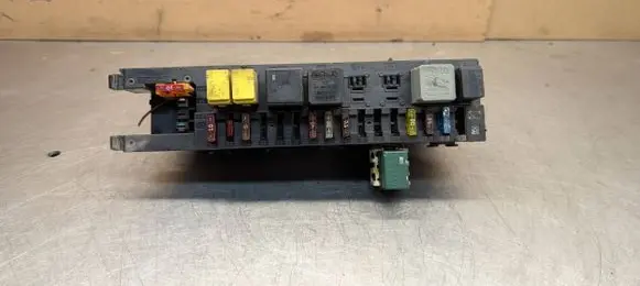 Mercedes-Benz C W203 Comfort/convenience module 2035453801 5DK00848613 00033615209701