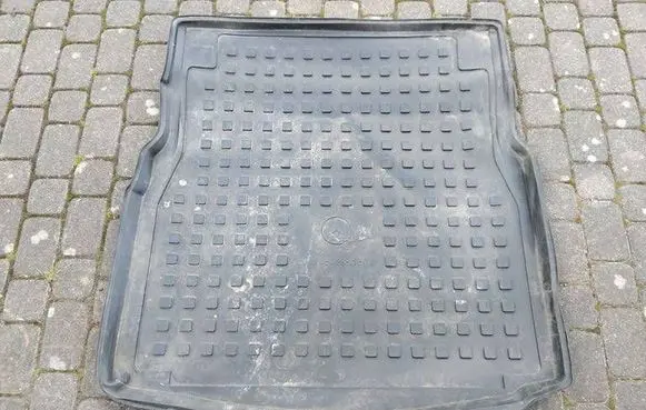Mercedes-Benz E W213 Rubber trunk/boot mat liner A2138140300