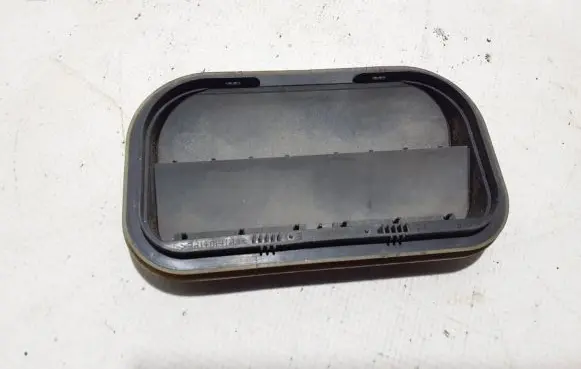 Volvo XC70 Fender grill YF1A54280B62AE