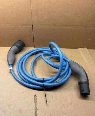 BMW i3 Electric car charging cable 61902350239 1395310