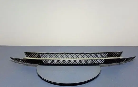 BMW 1 E82 E88 Front grill 7182367