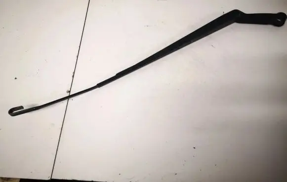Toyota Avensis T250 Front wiper blade arm 