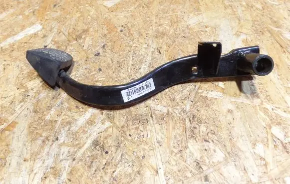 Opel Vectra C Brake pedal 24401376