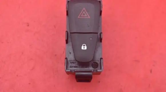 Dacia Dokker Hazard light switch E3160101