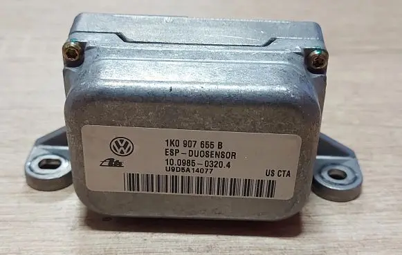 Skoda Octavia Mk2 (1Z) ESP acceleration yaw rate sensor 1K0907655B