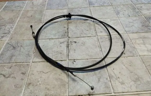 Engine bonnet/hood lock release cable