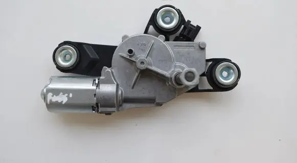 BMW M4 F82 F83 Rear window wiper motor 