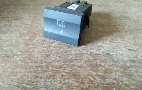 Skoda Fabia Mk1 (6Y) Windscreen/window heater switch 6Y0959621