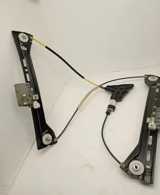 Mercedes-Benz S C217 Front door electric window regulator A2177202001