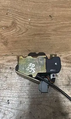 Volvo S60 Tailgate/trunk/boot lock/catch/latch 8652398