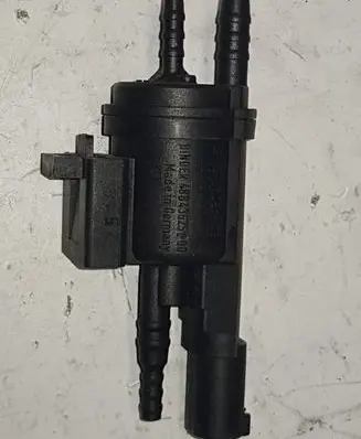 Mercedes-Benz C W203 Vacuum valve 48B43625B00