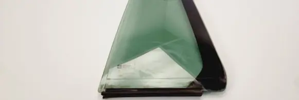Opel Vectra C Rear vent window glass DOT90AS3M42 43R007954