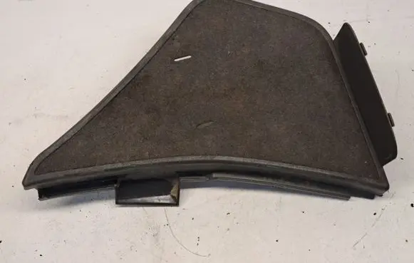 Toyota Prius (NHW20) Fuel tank cap trim 5841747010