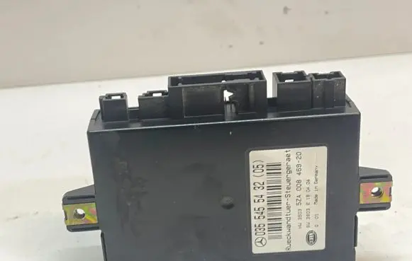 Tailgate/trunk control unit/module