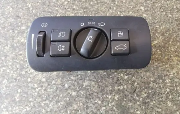 Volvo S80 Light switch 30739414