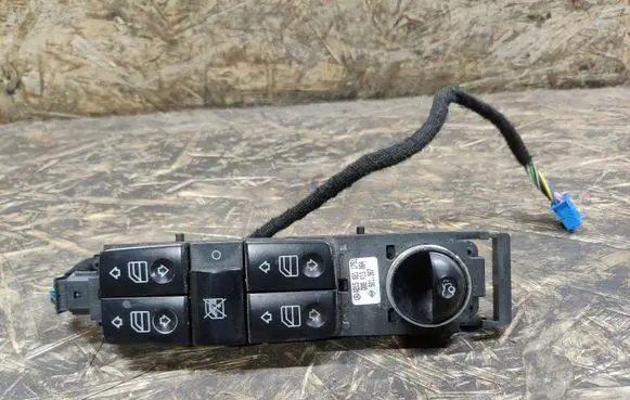 Mercedes-Benz CL C215 Electric window control switch A2158211751