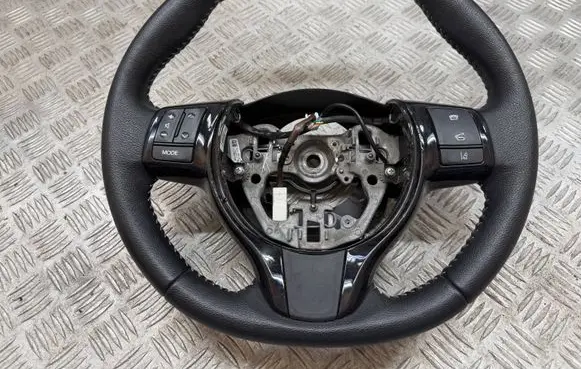 Toyota Yaris Steering wheel 