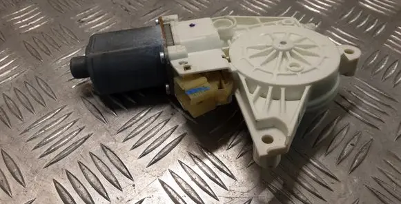 Mercedes-Benz R W251 Front door window regulator motor A2518200742 0130822273