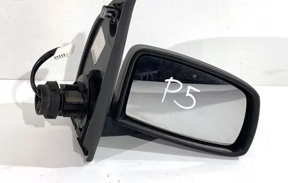 Front door electric wing mirror