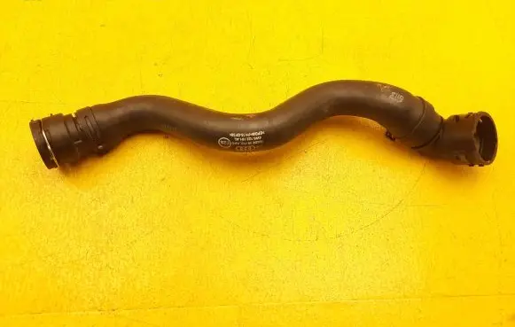 Audi A4 S4 B9 8W Engine coolant pipe/hose 8W0122101AL