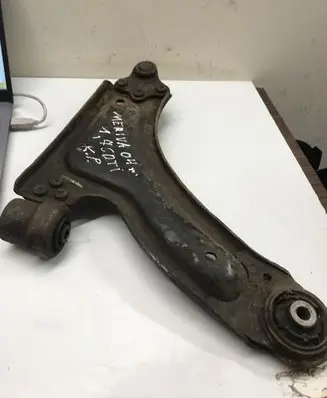 Opel Zafira B Front lower control arm/wishbone