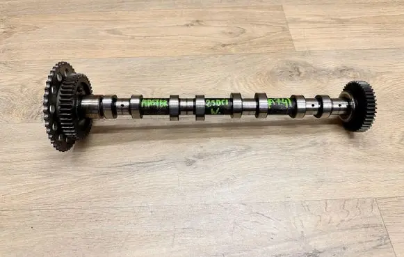 Renault Master III Camshaft 43960R