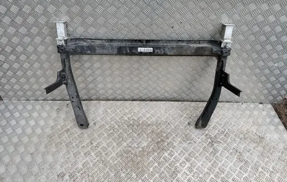 Volvo XC40 Radiator mount bracket 32333099