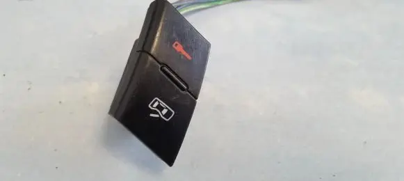 Audi A6 S6 C5 4B Central locking switch button 4b2962107
