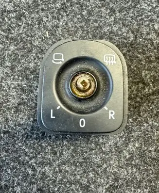 Volkswagen Golf VI Wing mirror switch 5K0959565