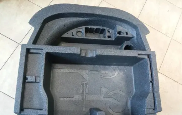 Skoda Octavia Mk4 Spare wheel section trim 5E3863957 NE69058