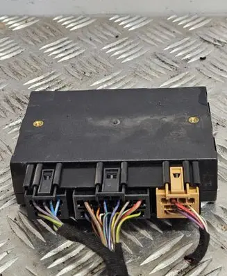 Skoda Fabia Mk1 (6Y) Comfort/convenience module 6Q0959433E 5DK00812901
