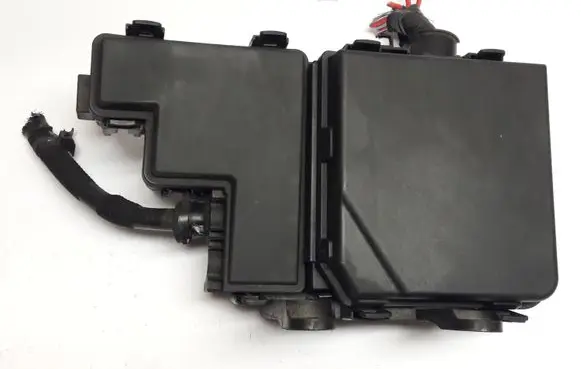 Renault Kadjar Fuse box set 403885118R 243824BA0A