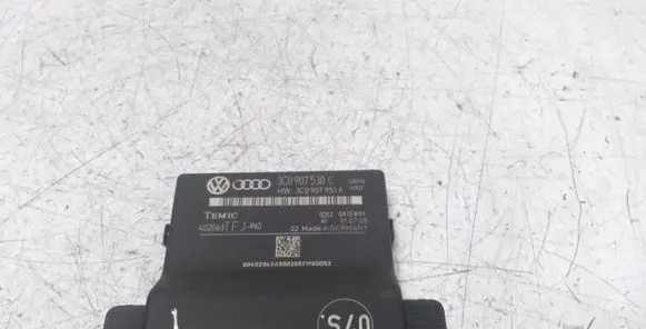 Volkswagen PASSAT B6 Gateway control module 3C0907530C 3C0907951A