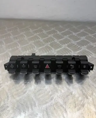 Peugeot 3008 I A set of switches 98057379ZD 10104676 01059A02