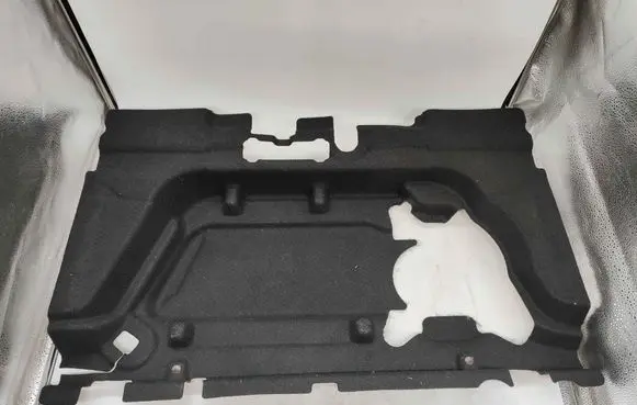 Trunk/boot mat liner