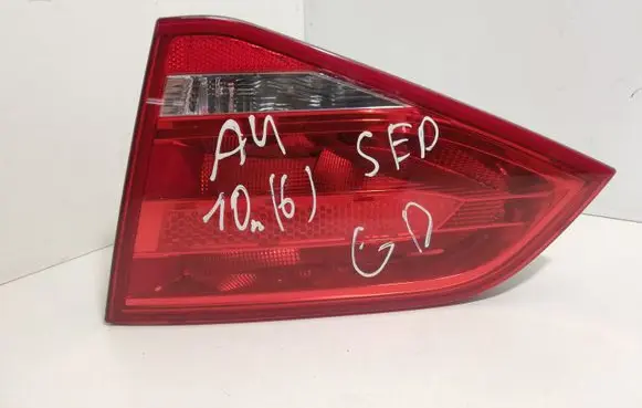 Audi A4 S4 B8 8K Tailgate rear/tail lights 8K5945094D
