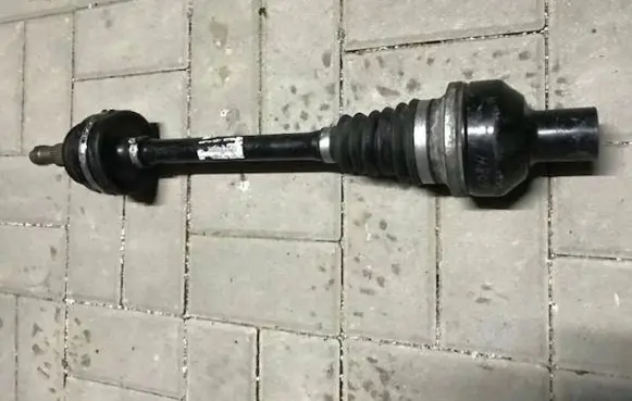 Mercedes-Benz EQC Front driveshaft