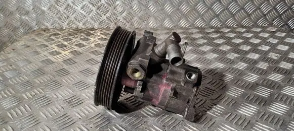 Mercedes-Benz E W210 Power steering pump 0024661901 2107624