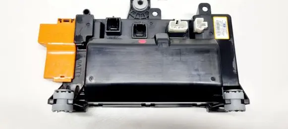 Hyundai Kona I Fuse module 37514CM000