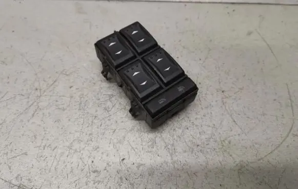 Ford Mondeo Mk III Electric window control switch 1S7T14A132BD