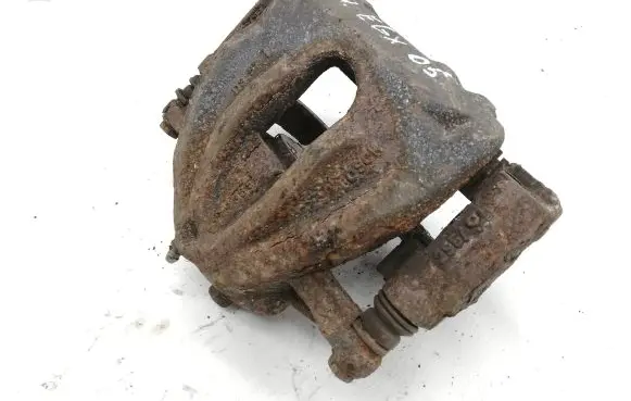 Toyota Corolla Verso E121 Front brake caliper