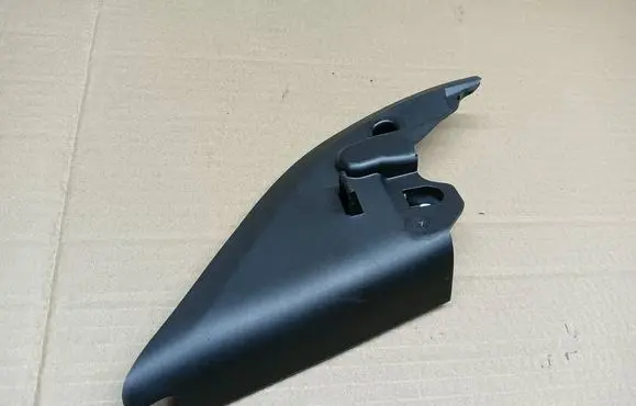 Skoda Octavia Mk4 Other front door trim element 5E3837973