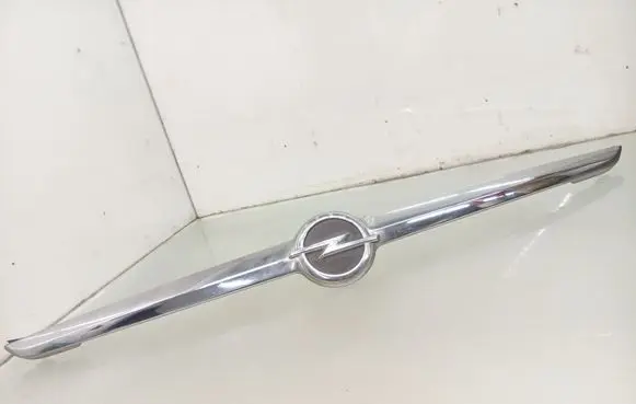 Opel Zafira C Tailgate trim 20907405 99715500
