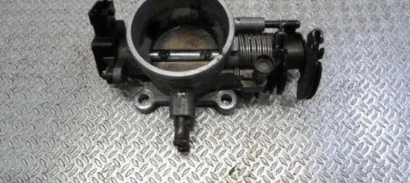 Hyundai Coupe Throttle body valve 3510023550 E170253