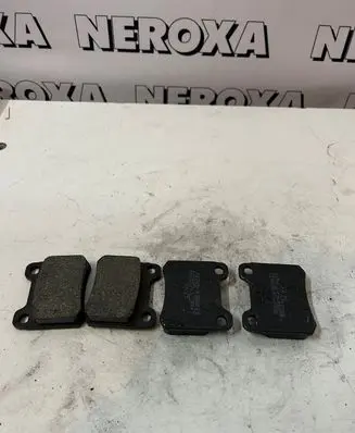 Mercedes-Benz 190 230 W110 W111 Brake pads (rear) LP440
