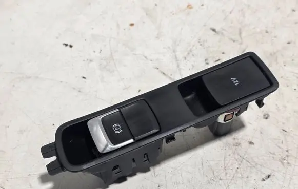 Audi Q3 8U Hand parking brake switch 8U1863349B 5408701