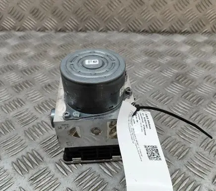 Mercedes-Benz C W205 ABS Pump A2534311300 A2539011600